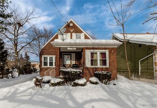 2738 Welch Avenue, Niagara Falls, NY, 14303 | Card Image