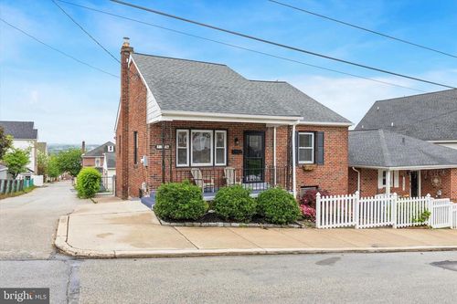 537 Prospect Ave, BRIDGEPORT, PA, 19405-1534 | Card Image