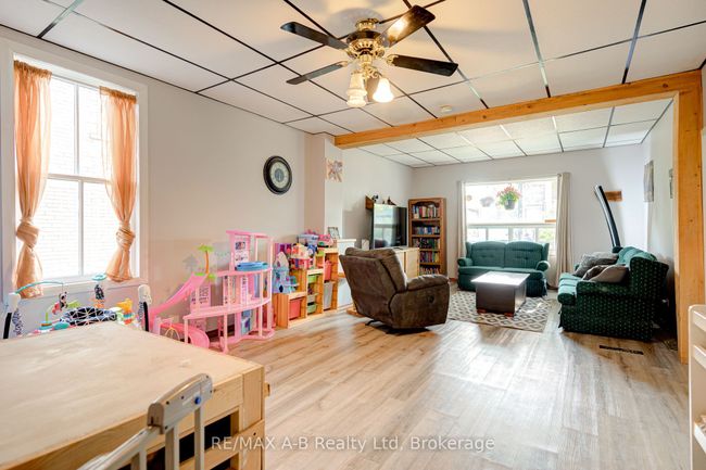 239 Nile St, House other with 4 bedrooms, 2 bathrooms and 8 parking in Stratford ON | Image 13