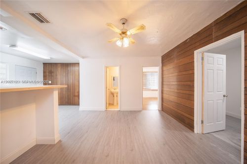 435 Sw 33rd Ave, Miami, FL, 33135-2620 | Card Image