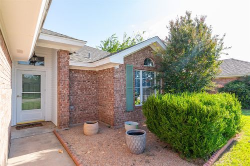 6025 Duchess Ave, Abilene, TX, 79606-1040 | Card Image