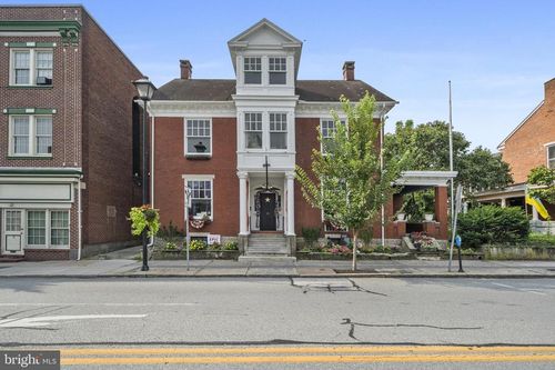 49 York St, GETTYSBURG, PA, 17325-2302 | Card Image