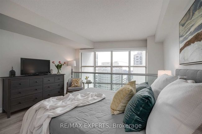 LPH14 - 36 Blue Jays Way, Condo with 2 bedrooms, 2 bathrooms and null parking in Toronto ON | Image 22