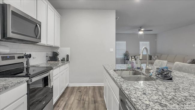 229 Colebrook Way, House other with 4 bedrooms, 4 bathrooms and null parking in Cibolo TX | Image 11