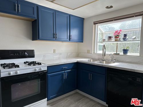 apt-4-720 Waterloo St, LOS ANGELES, CA, 90026-4055 | Card Image