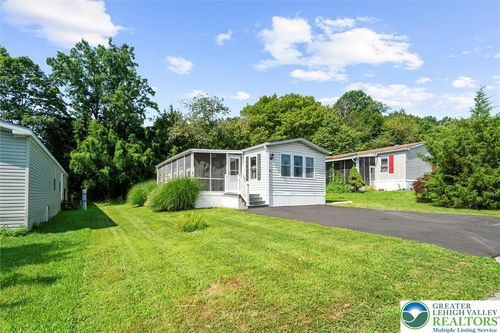 62 Ashford Ln, HEREFORD, PA, 18056-1511 | Card Image