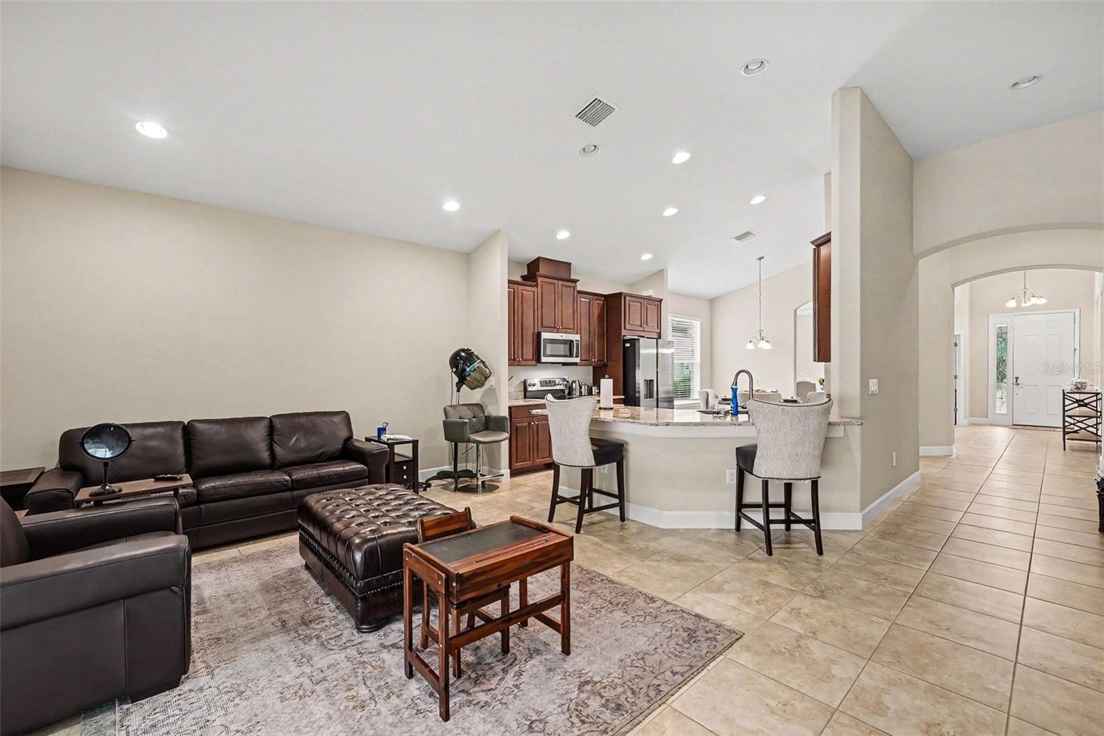 Residential in RIVERVIEW 5