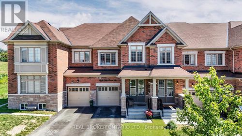 313 Silk Twist Dr, Holland Landing, ON, L9N0V4 | Card Image