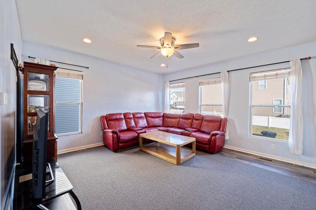 8698 Aconite Dr, House other with 3 bedrooms, 3 bathrooms and null parking in Blacklick OH | Image 12