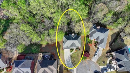 5717 Harmony Point Dr, Lilburn, GA, 30047-6118 | Card Image
