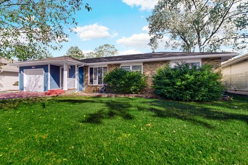 326 Crestwood Dr, Michigan City, IN, 46360-7709 | Card Image