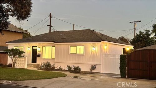 9814 Parrot Ave, Downey, CA, 90240 | Card Image