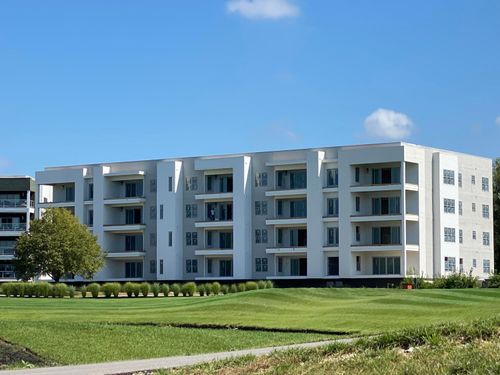 303-5285 Highpointe Lakes Dr, Columbus, OH, 43081-4841 | Card Image