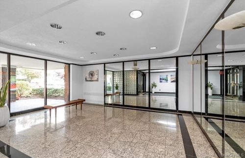 apt-2e-209 41st Ave, Bayside, NY, 11361-1905 | Card Image