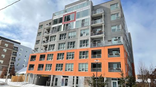 505-321 Spruce St, Waterloo, ON, N2L0G4 | Card Image