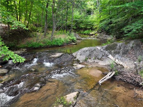 163-125 Ahart Ridge Rd, Ararat, VA, 24053-3756 | Card Image