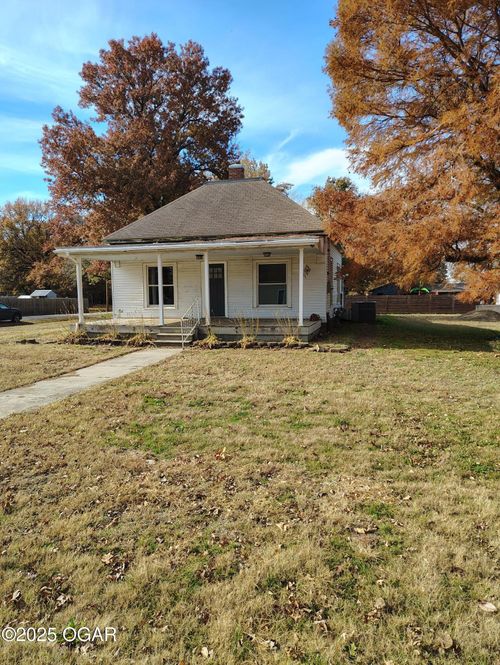 401 S Washington, Weir, KS, 66781-4323 | Card Image