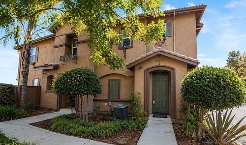 124-425 S Meadowbrook Dr, San Diego, CA, 92114-7310 | Card Image