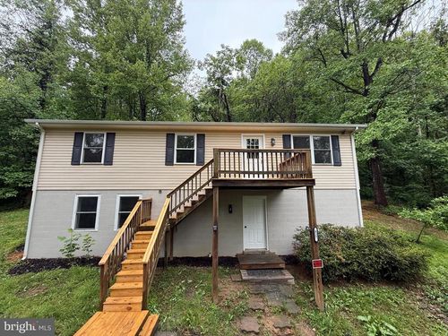 827 Greene Acres Rd S, STANARDSVILLE, VA, 22973-2522 | Card Image