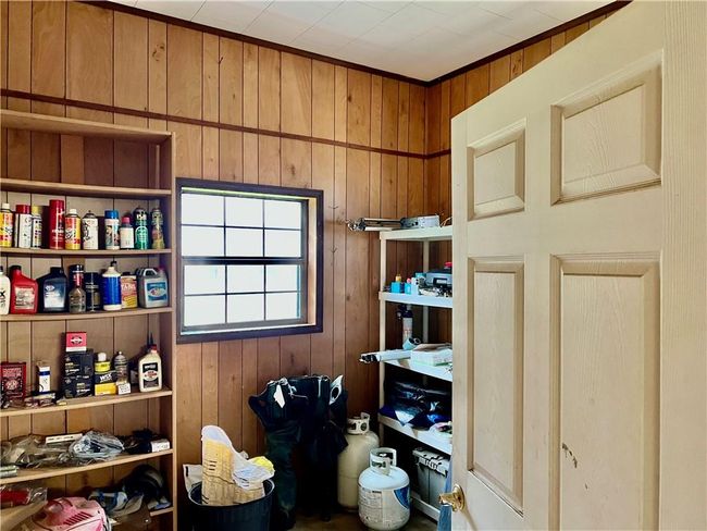 Shop interior | Image 48