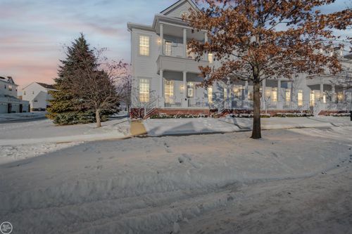 18873 Johannes St, Macomb, MI, 48042-3720 | Card Image