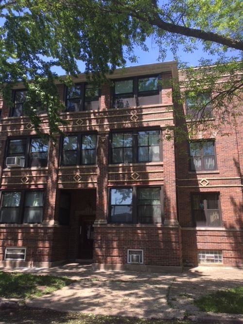 1-2204 W Berteau Ave, Chicago, IL, 60618-2917 | Card Image