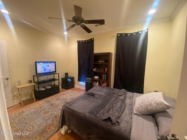Bedroom | Image 32