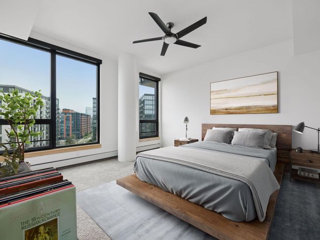 Primary bedroom (virtually staged) | Image 16