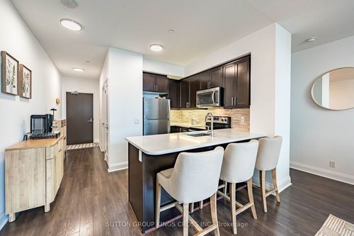 202-15 Zorra St, Etobicoke, ON, M8Z0C1 | Card Image