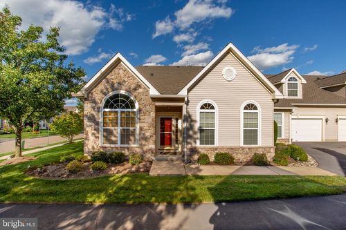 168 Fairway Dr, WARMINSTER, PA, 18974-3794 | Card Image