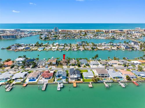 11260 5th Street E, TREASURE ISLAND, FL, 33706 | Card Image