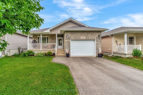 140 Islandview Dr, Amherstview, ON, K7N0A5 | Card Image