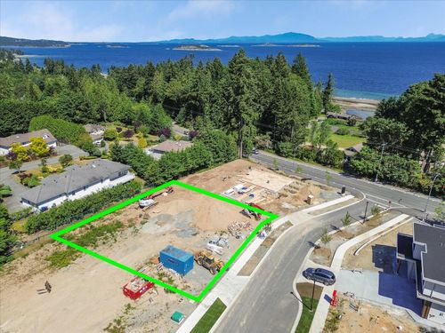 6965 Shale Rd, Lantzville, BC, V0R2H0 | Card Image