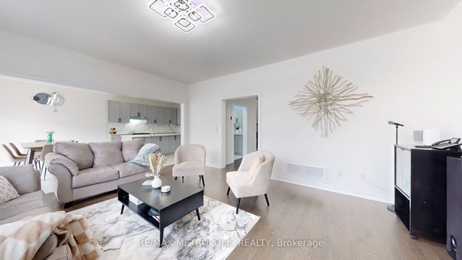 1315 Davis Loop, House other with 5 bedrooms, 4 bathrooms and 4 parking in Lefroy ON | Image 10