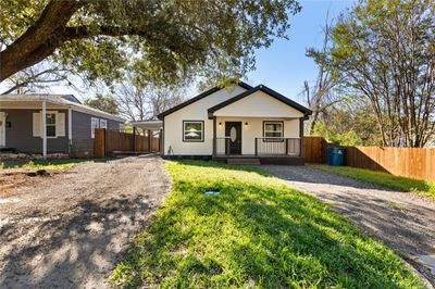 504 E Bowie Street, House other with 3 bedrooms, 2 bathrooms and 2 parking in Mexia TX | Image 1