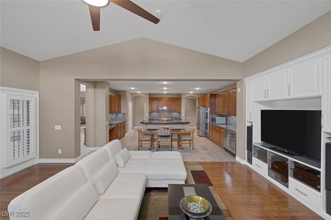 Open Floor plan--Kitchen opens to Family Room | Image 25