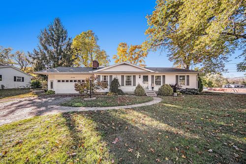 3120 Lorrie Dr, Spring Arbor, MI, 49283-9740 | Card Image