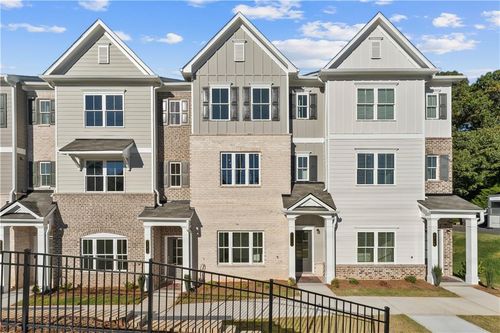 3352 Cranston Ln, Kennesaw, GA, 30144-2405 | Card Image