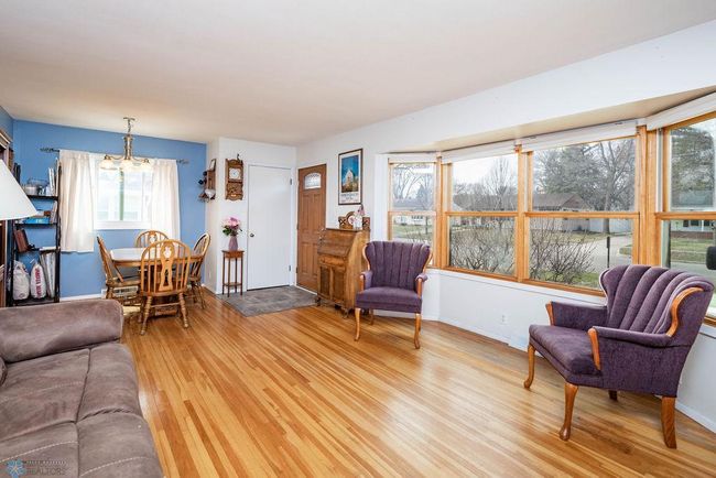 Front Door and Bay Window | Image 4
