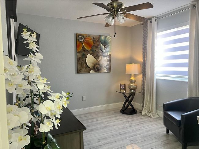 8786 - 8786 Nw 107 Th Ter, Townhouse with 3 bedrooms, 2 bathrooms and null parking in Hialeah Gardens FL | Image 5