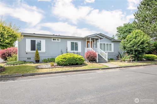 600 Egret Ln, Longview, WA, 98632-9276 | Card Image