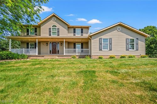 511 Roland Hills Dr, Mogadore, OH, 44260-9797 | Card Image