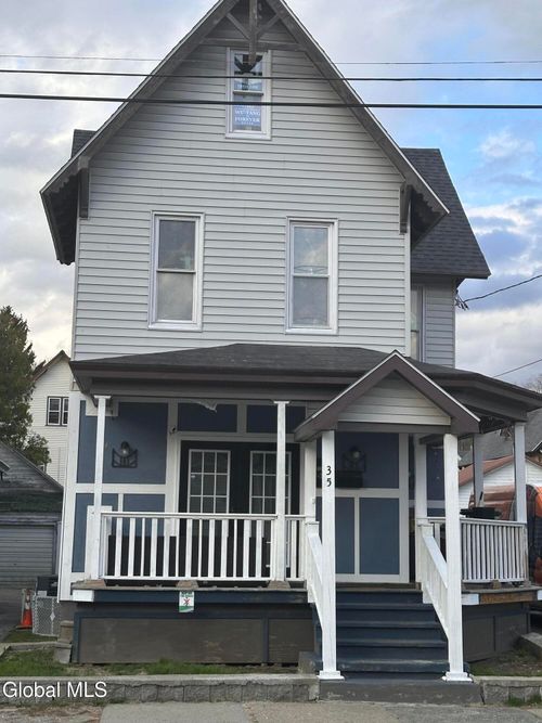 35 Grand St, Amsterdam, NY, 12010-4223 | Card Image