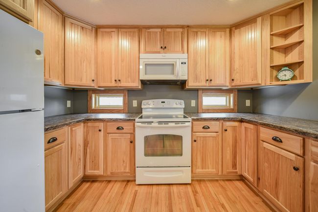 Custom Windows & Hickory Cabinets | Image 15