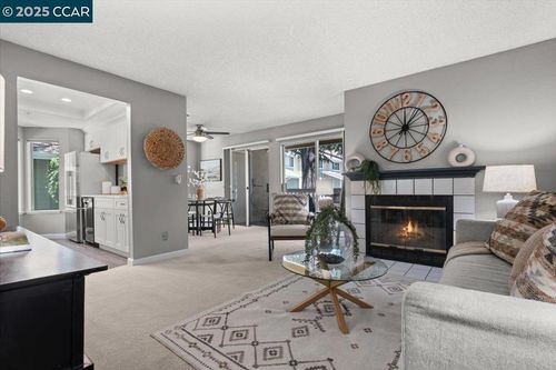 apt-e-2597 Oak Rd, Walnut Creek, CA, 94597-3167 | Card Image