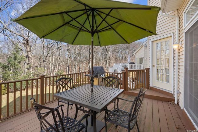 17 Sabrina Ct, House other with 4 bedrooms, 3 bathrooms and null parking in Dix Hills NY | Image 19
