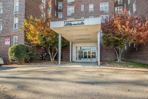 2c-125 Bronx River Rd, Yonkers, NY, 10704-4453 | Card Image