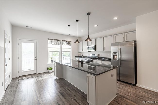 11909 Rubystone Dr, Townhouse with 3 bedrooms, 4 bathrooms and null parking in Chester VA | Image 10