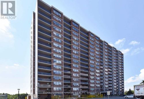 1210-45 Sunrise Ave, North York, ON, M4A2S3 | Card Image