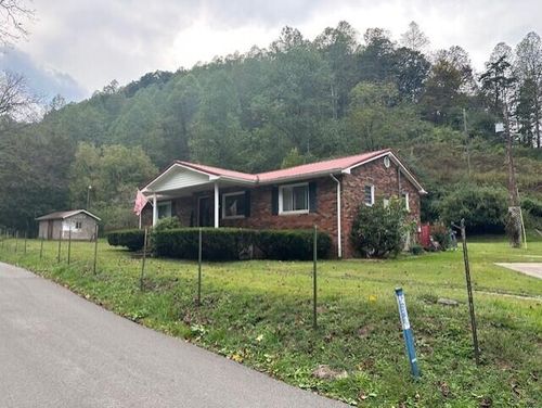 638 Haus Br, Banner, KY, 41603-8968 | Card Image